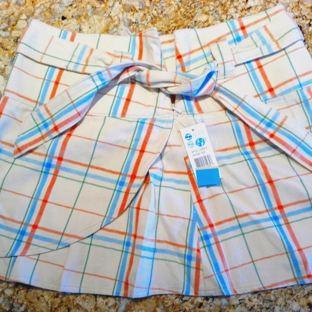 🎉Host Pick🎉Cream Plaid Skirt Size 5 New with Tags